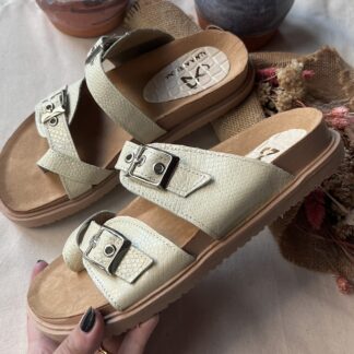 Lena Hueso (Cuero) Talles 37 y 39